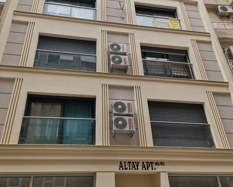 Altay Apartmanı